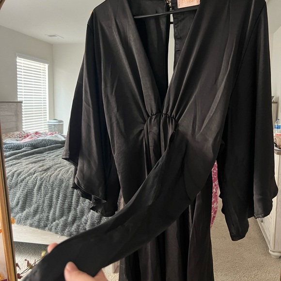 ASOS maternity dress - Picture 2 of 4